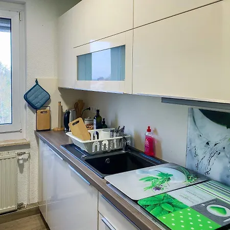 Suiteable Living - Geraeumig - Balkon - Parkplatz Apartamento