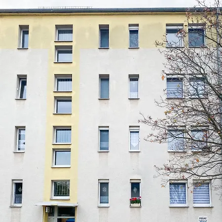 Suiteable Living - Geraeumig - Balkon - Parkplatz Apartamento